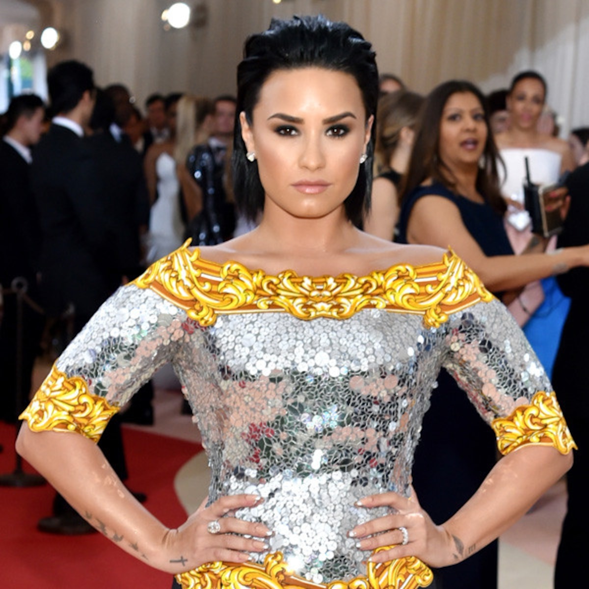 Demi Lovato Has Never Looked More Confident At Met Gala 2016 - E! Online