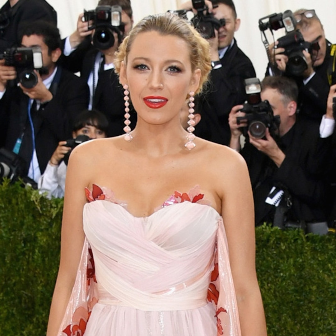 Pregnant Blake Lively Glows in Her Pink Met Gala Gown - E ...