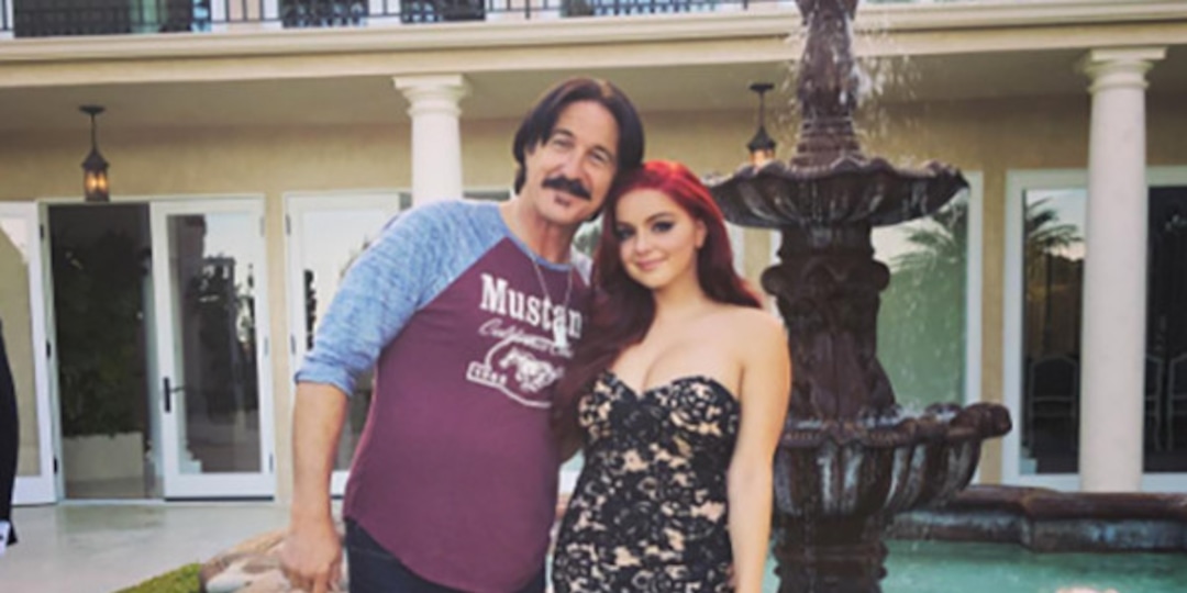 Nobody Does Prom Like Ariel Winter Nobody Does Prom Like Ariel Winter