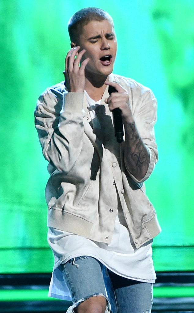 Justin Bieber, 2016 Billboard Music Awards, Show