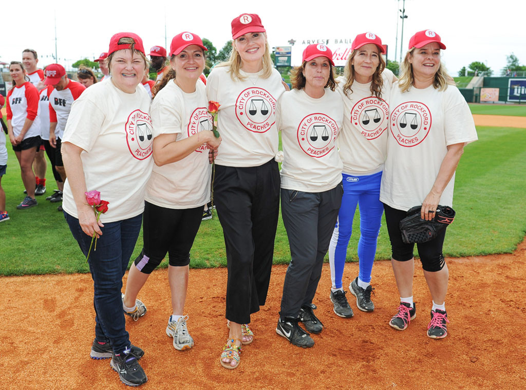 A League of Their Own Cast Reunites 24 Years Later E! Online