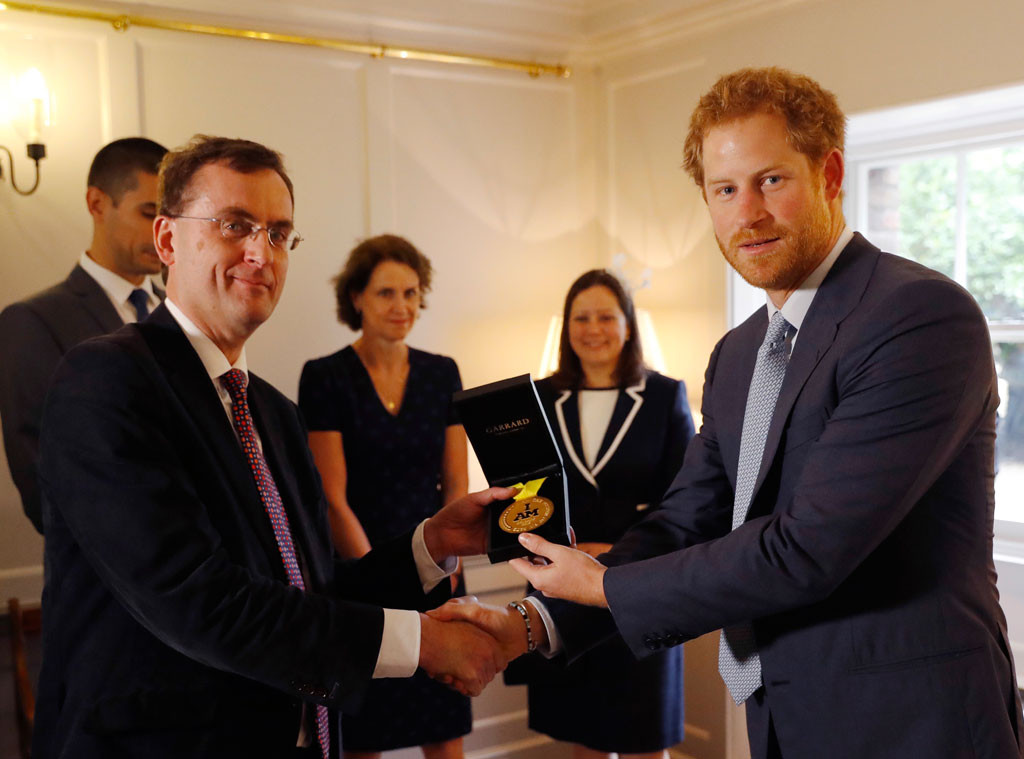 Prince Harry from The Big Picture: Today's Hot Photos | E! News