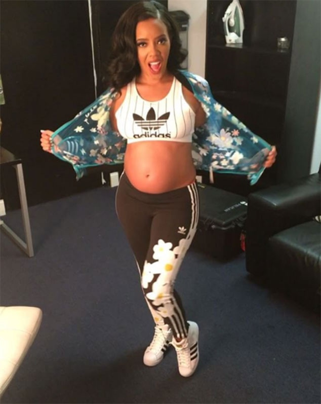 Angela Simmons, Pregnant, Baby Bump