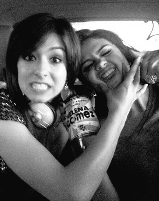 Selena Gomez, Christina Grimmie