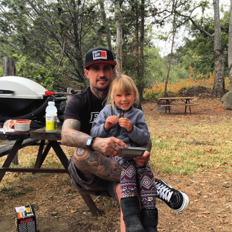 Carey Hart, Father's Day 2016