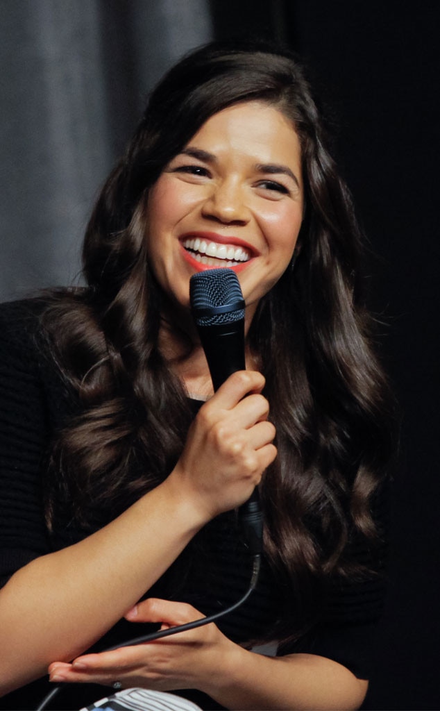 Next photo of America Ferrera