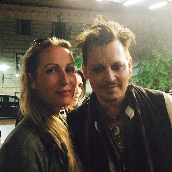 La Blonde Mystere De Johnny Depp Nous Dit Tout Sur Sa Rencontre Avec L Acteur E Online France
