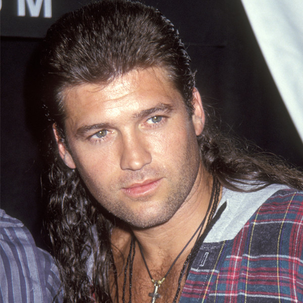 Мужчины 80. Билли Рэй Сайрус в молодости. Billy ray Cyrus в молодости. Маллет стрижка Билли Сайрус. Билли Сайрус в молодости.