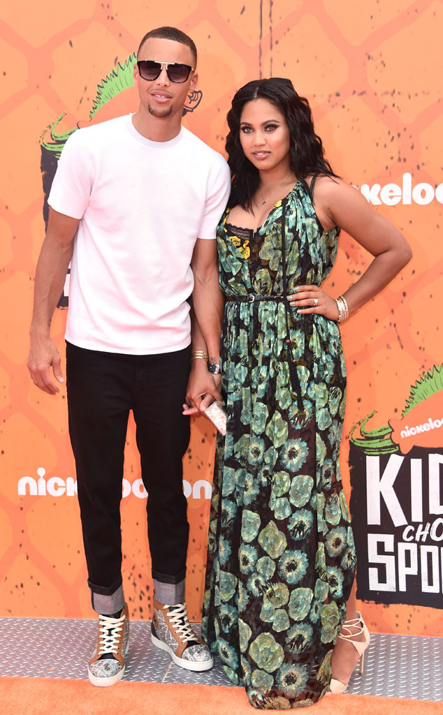 https://akns-images.eonline.com/eol_images/Entire_Site/2016614/rs_634x1024-160714155716-634-Steph-Ayesha-Curry-nickelodeon-kids-choice-sports-071416.jpg?fit=around%7C634:1024&output-quality=90&crop=634:1024;center,top