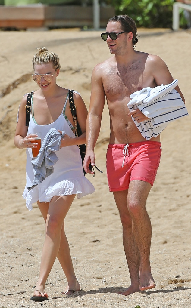 Margot Robbie And Tom Ackerley From Secret Celebrity Weddings E News