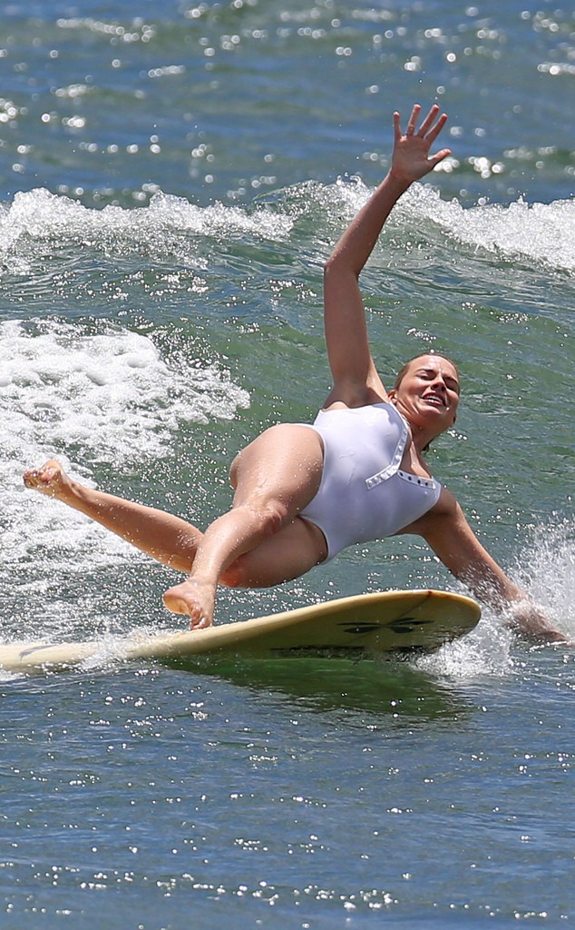 Margot Robbie Wipes Out While Surfing Thanks Creepy Paparazzi For