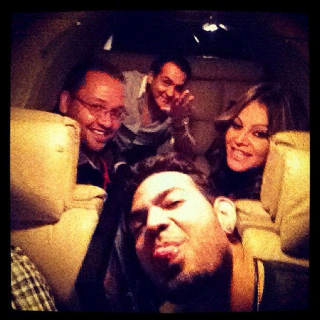 Family Of Jenni Rivera S Entourage To Get 70 Million E News Uk