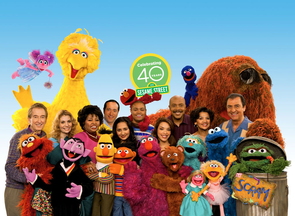 Sesame Street Says Goodbye to 3 Longtime Cast Members | E! News
