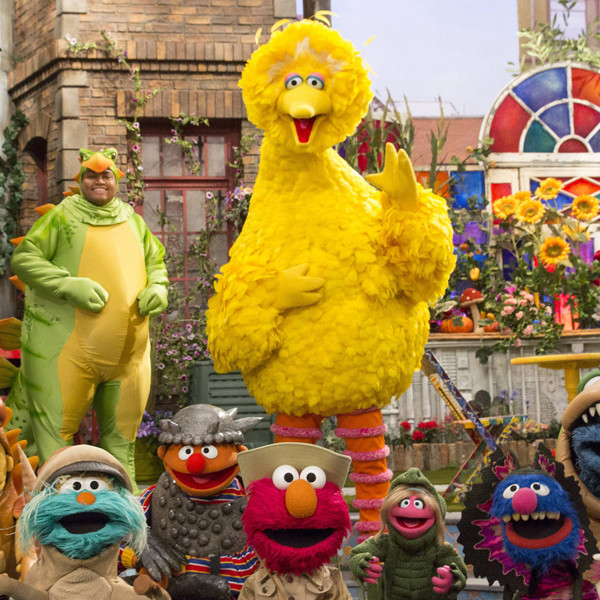 Sesame Street Says Goodbye to 3 Longtime Cast Members | E! News