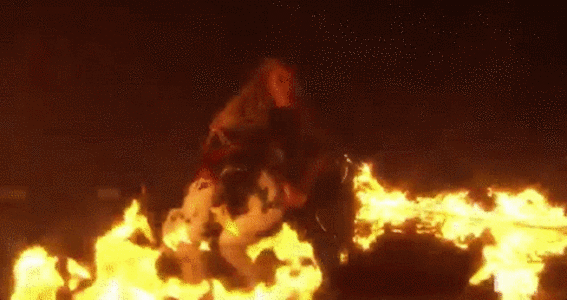 rs_567x300-160829112057-Beyonce_VMAs_stage_on_fire.gif