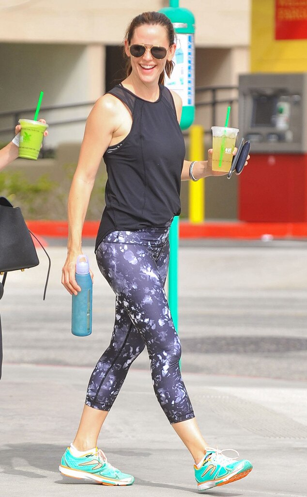 Jennifer Garner from The Big Picture: Today's Hot Photos | E! News