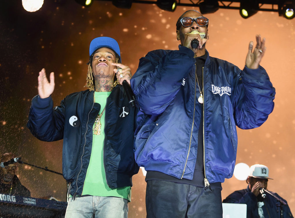 42 Injured After Railing Collapses at Wiz Khalifa & Snoop Dogg Concert