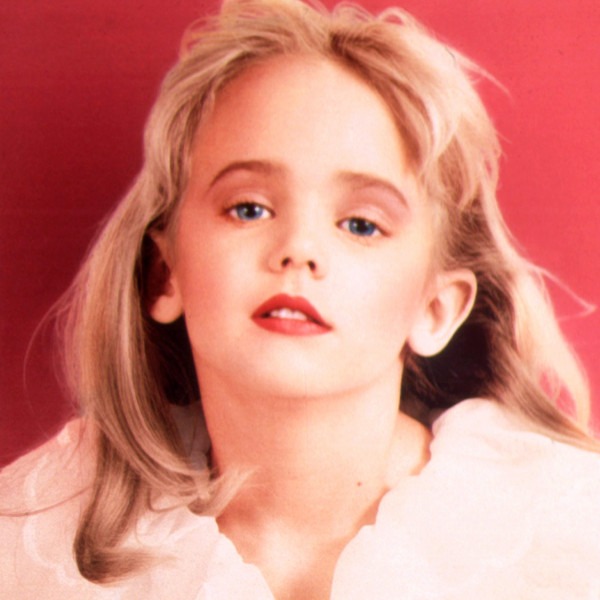 Hasil gambar untuk Pembunuhan JonBenet Ramsey