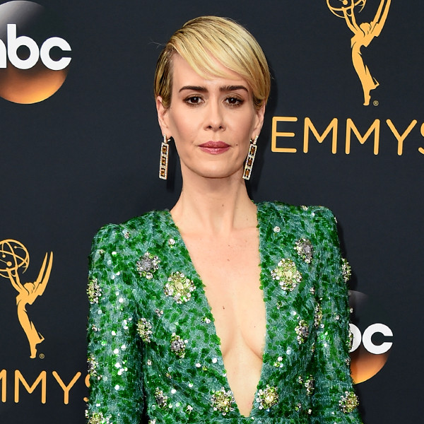 https://akns-images.eonline.com/eol_images/Entire_Site/2016818/rs_600x600-160918164217-600-sarah-paulson-emmy-awards-2016.jpg?fit=around%7C100:100&output-quality=90&crop=100:100;center,top