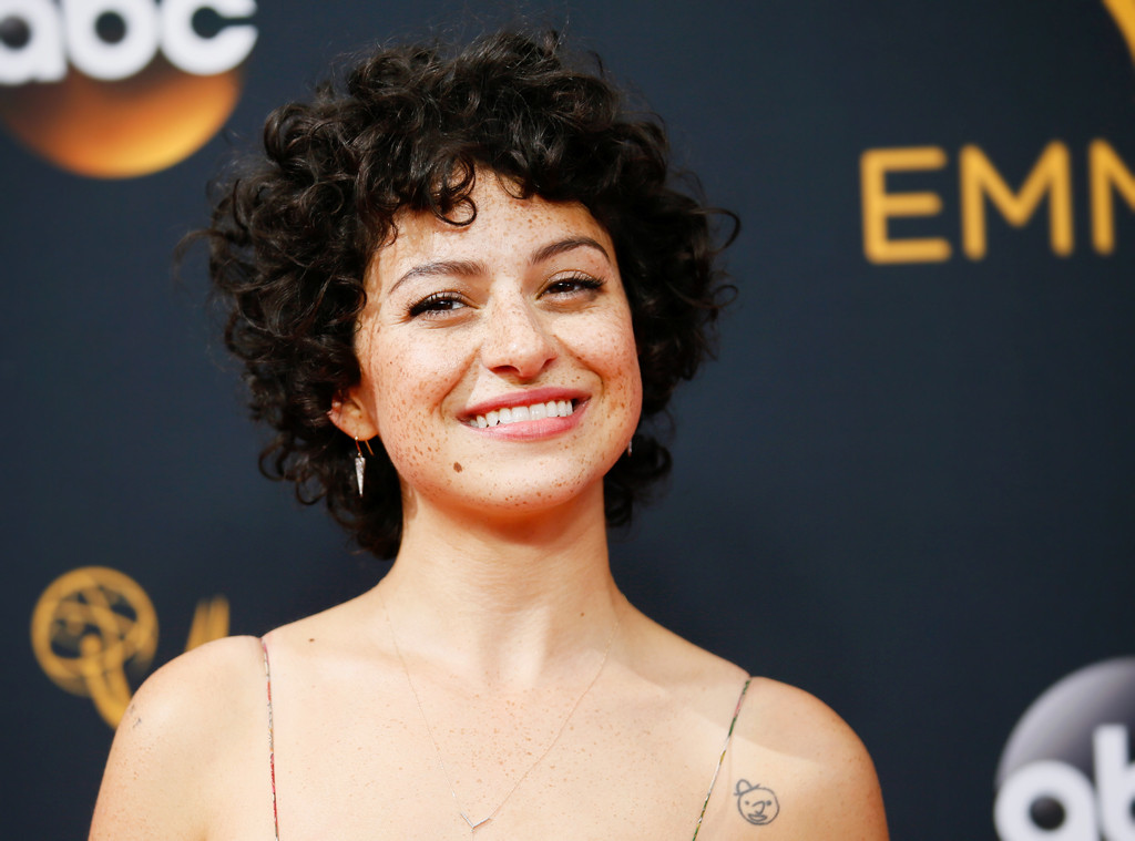 ESC: Alia Shawkat, 2016 Emmy Awards, Hair