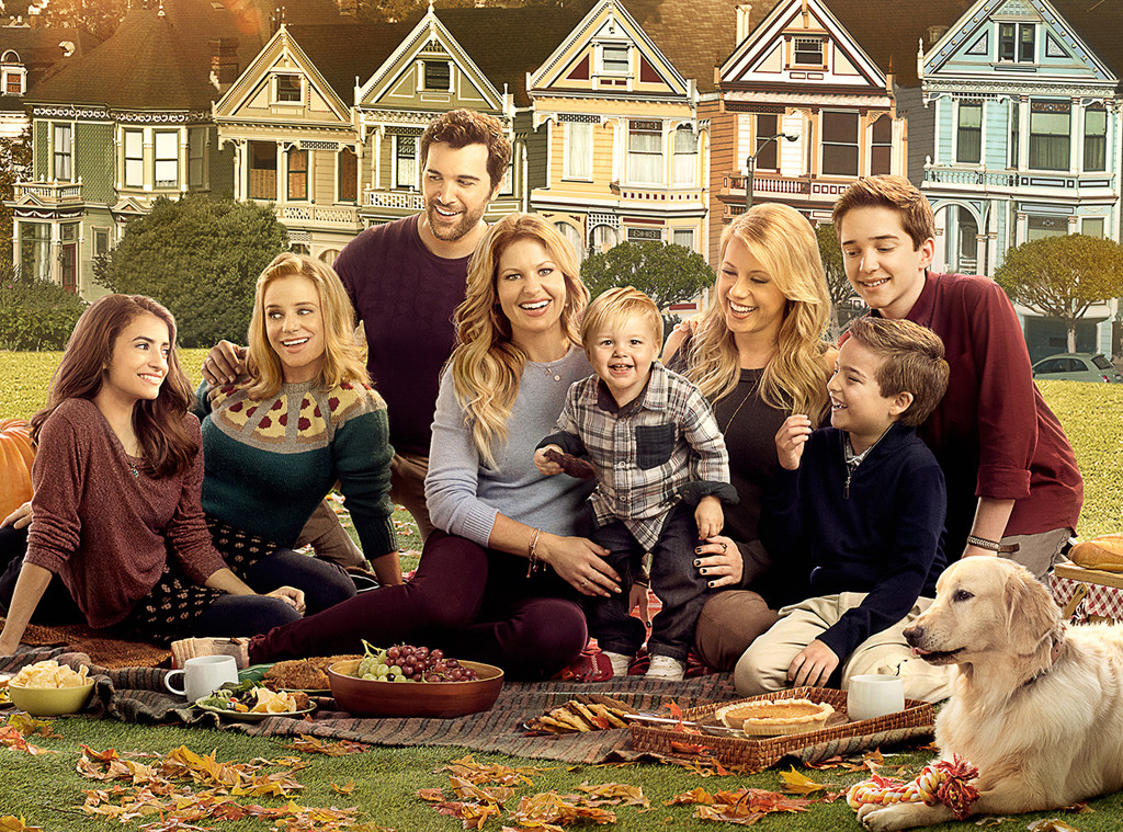 Photos from 20 Fun Fuller House Secrets Revealed