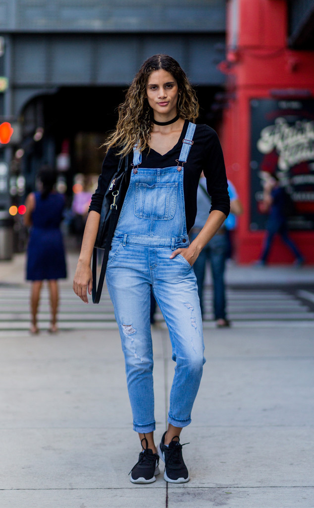 Photos from Street Style at New York Fashion Week Spring 2017 - Page 3