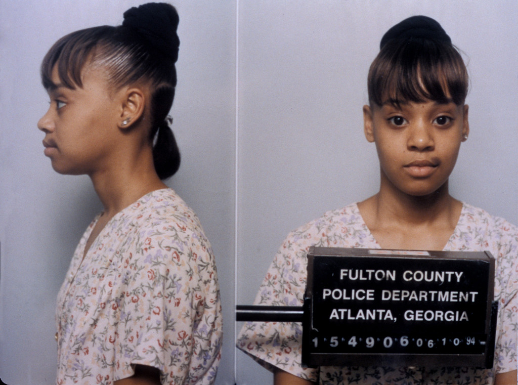 Lisa ''Left Eye'' Lopes Burns Her Boyfriend's House Down: 1994 from The