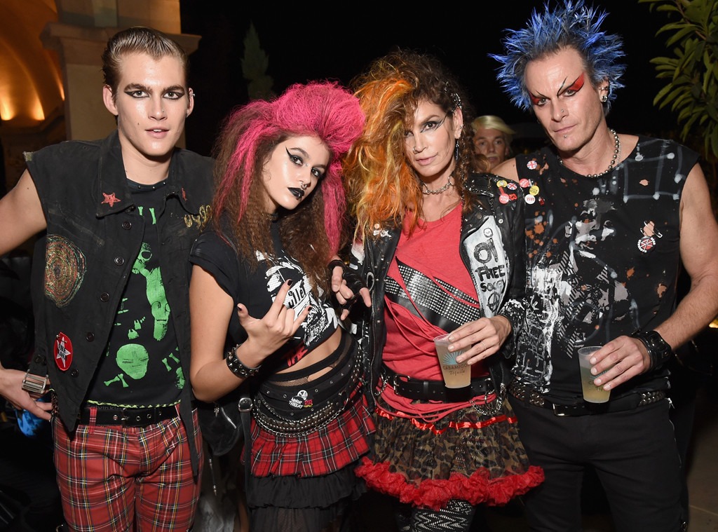 Cindy Crawford's Family Wins Halloween With Coordinating Punk Rock ...