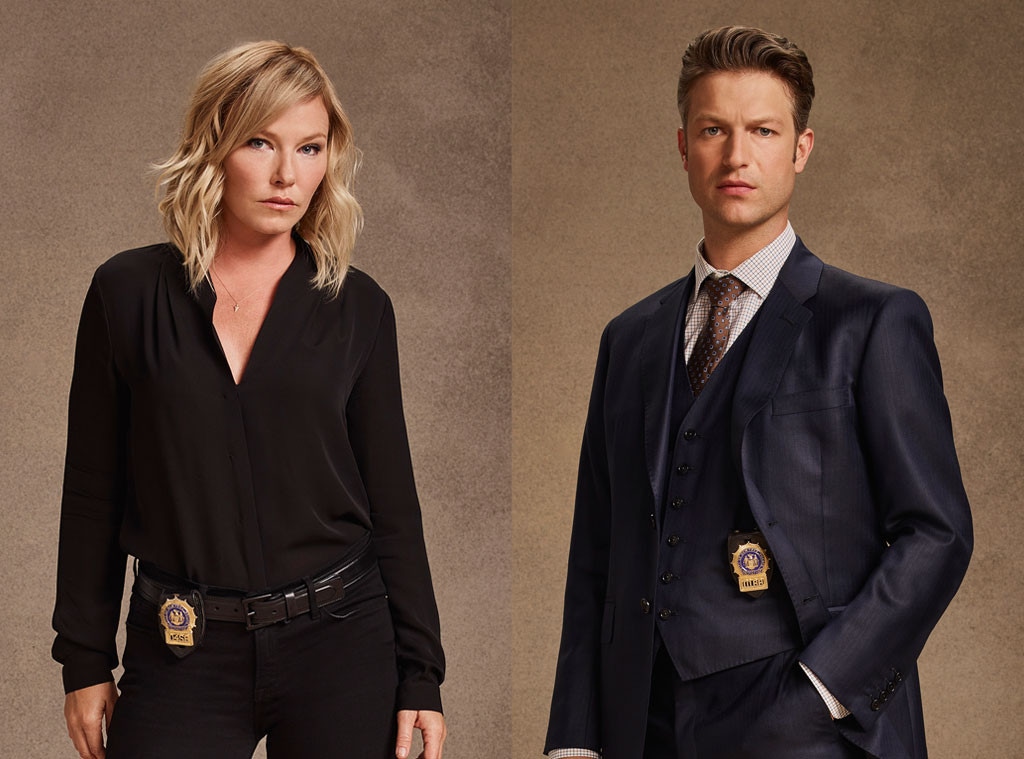 Watch law & order: special victims unit highlight: rollins and carisi This SVU Sneak Peek Is Beyond Cute—Rollisi Alert! - E! Online