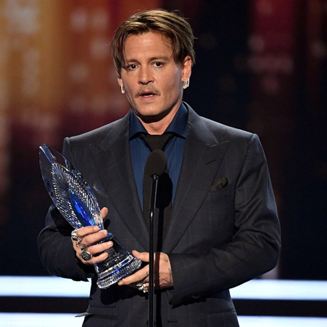 Johnny Depp Accepts Award Days After Finalizing Amber Heard Divorce E Online