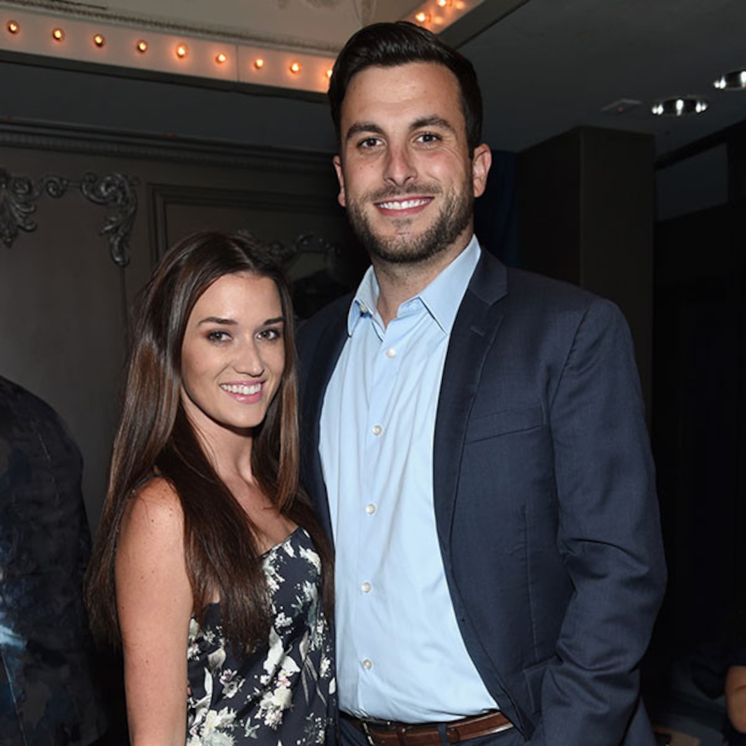 Inside Jade Roper and Tanner Tolbert's First Year of Marriage - E! Online
