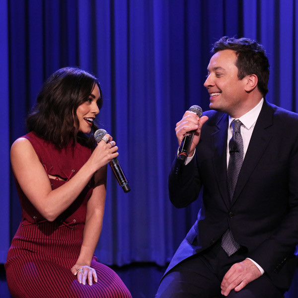 Vanessa Hudgens and Jimmy Fallon Perform the Friends Theme Song | E