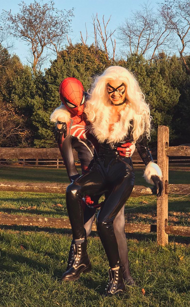 Gigi Hadid And Zayn Malik As Spider Man And The Black Cat