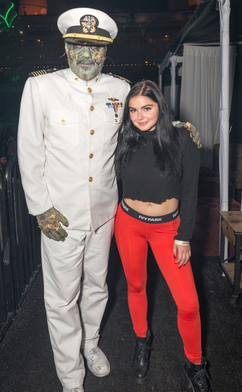 Ariel Winter, Halloween 2017