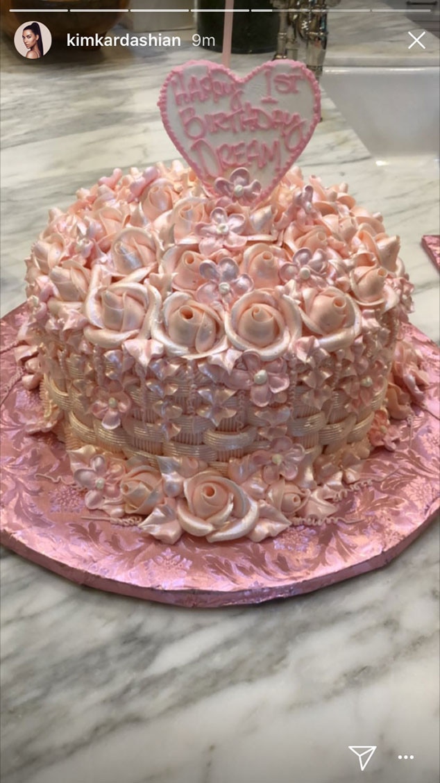 Kardashians Grandma MJ Is 85 Years Old: Sweet Lady Jane's Cake Pics | Style  & Living