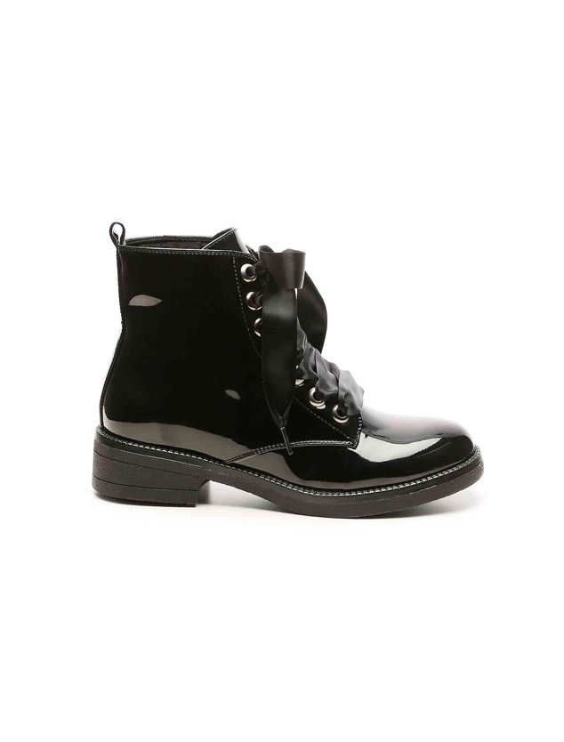 A Celebrity Guide to the Best Boots A Celebrity Guide to the Best Boots