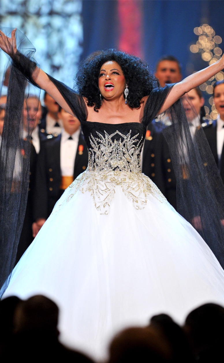 Diana Ross' Most Iconic Looks Diana Ross' Most Iconic Looks