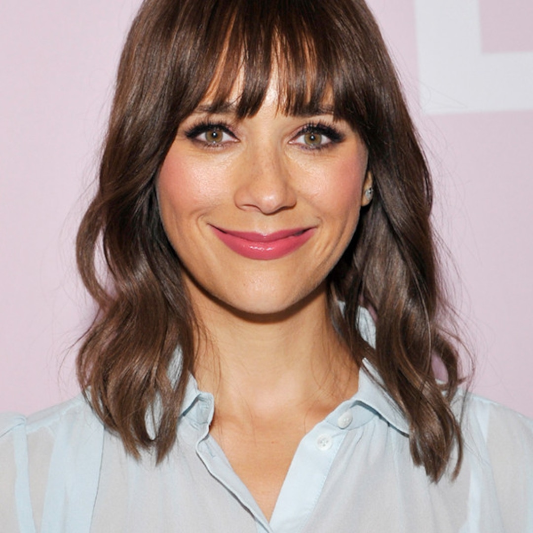 rashida jones favorite foundation is less than 10 target e rashida jones favorite foundation is less than 10 target e