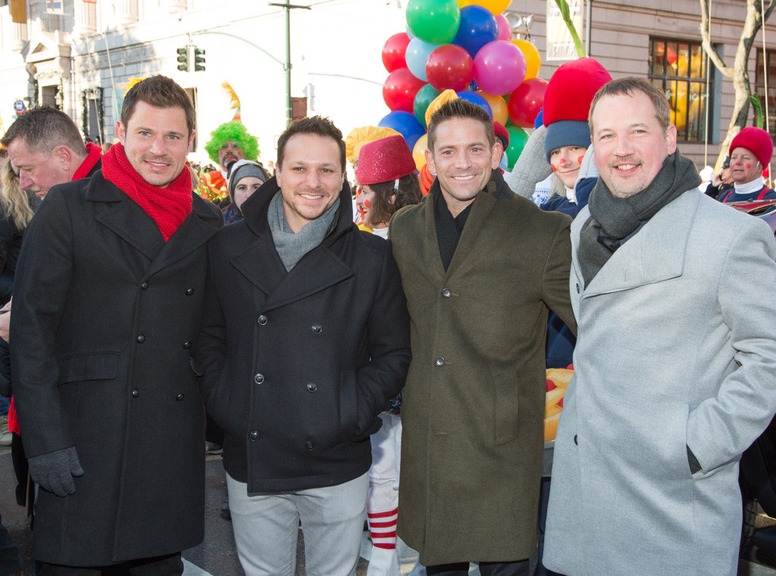 98 Degrees, Nick Lachey, Drew Lachey, Justin Jeffre, Jeff Timmons, 2017 Macy's Thanksgiving Day Parade