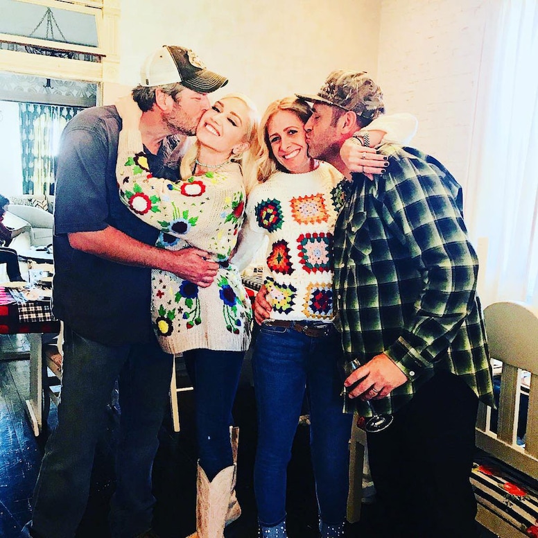 Blake Shelton, Gwen Stefani, 2017 Thanksgiving