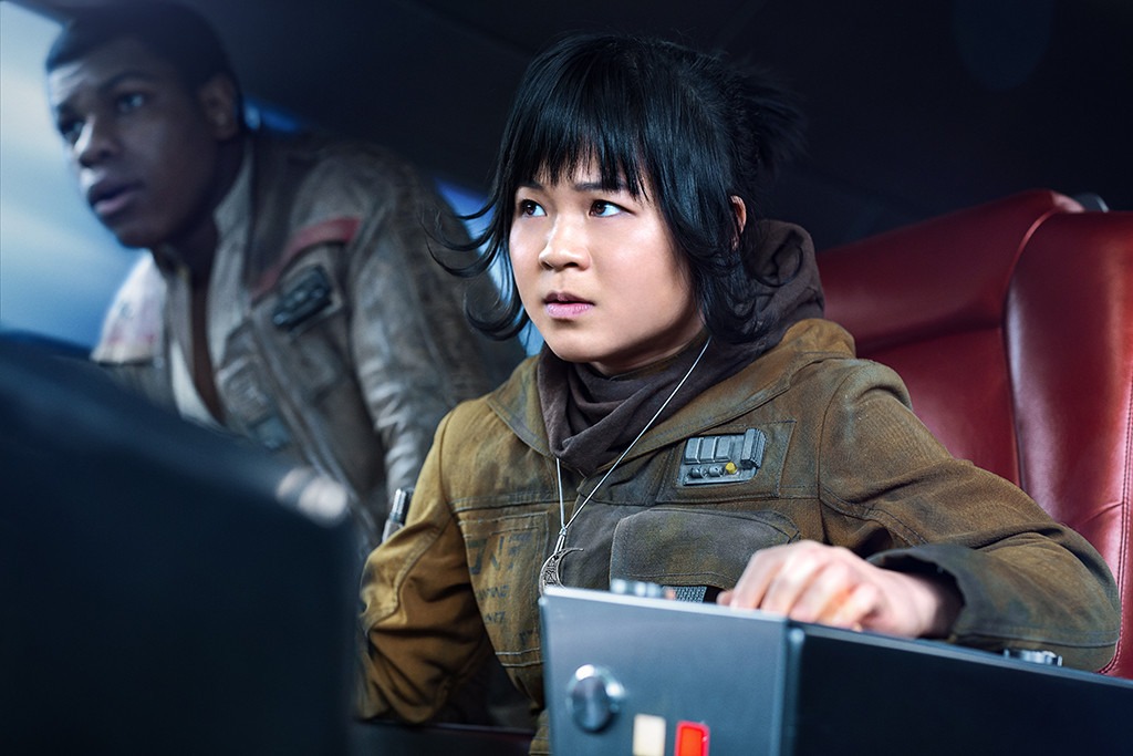 STAR WARS: THE LAST JEDI : Mark Hamill, Carrie Fisher, Adam Driver, Daisy Ridley, John Boyega, Oscar Isaac, Andy Serkis, Lupita Nyong'o, Domhnall Gleeson, Anthony Daniels, Gwendoline Christie, Kelly Marie Tran