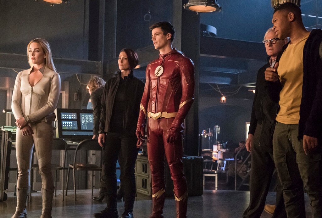 cw dc crossover movie cw dc crossover movie