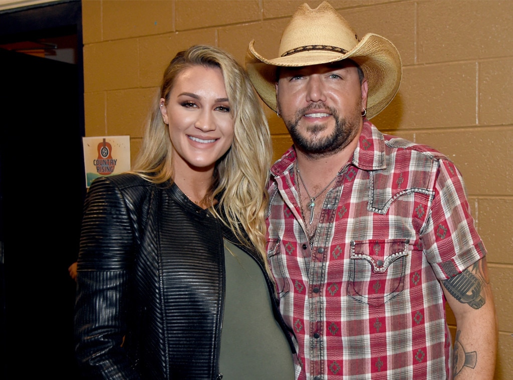 Jason Aldean And Wife Brittany Welcome First Child Together | E! News