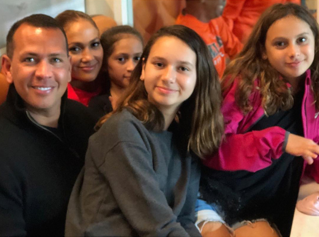 Jennifer Lopez, Alex Rodriguez and Their Kids All Scream for Ice Cream | E! News