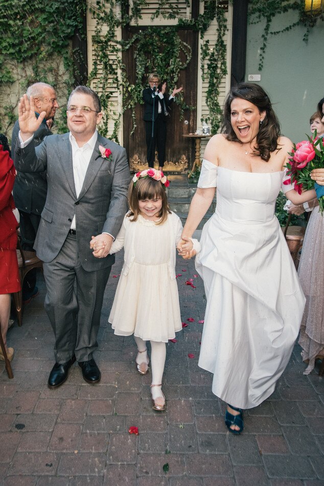 Inside Patton Oswalt and Meredith Salenger's Wedding E! News Australia(01)