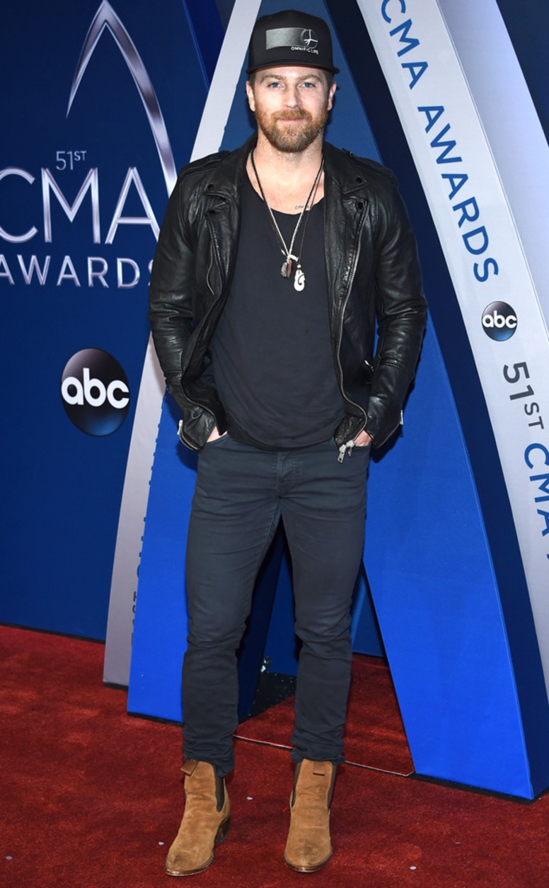 Kip Moore, 2017 CMA Awards