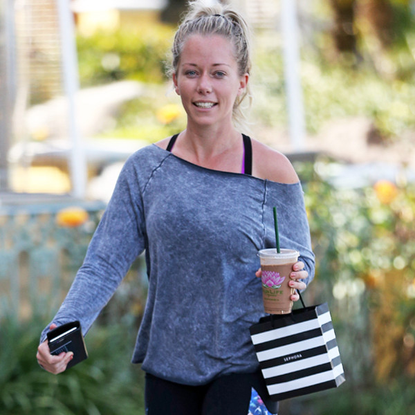 Kendra Wilkinson-Baskett News, Pictures, and Videos | E! News