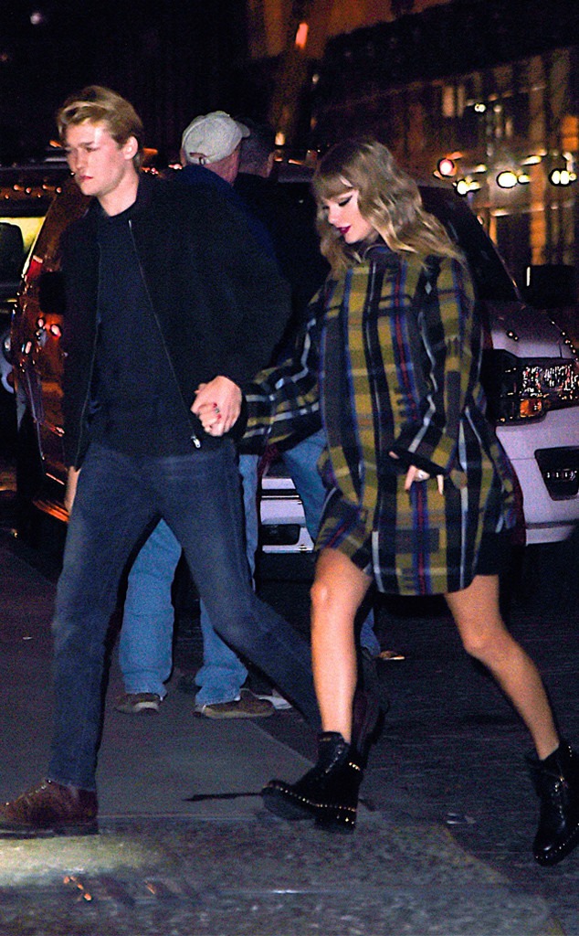 Taylor Swift Y Joe Alwyn Disfrutan De Una Escapada Romántica