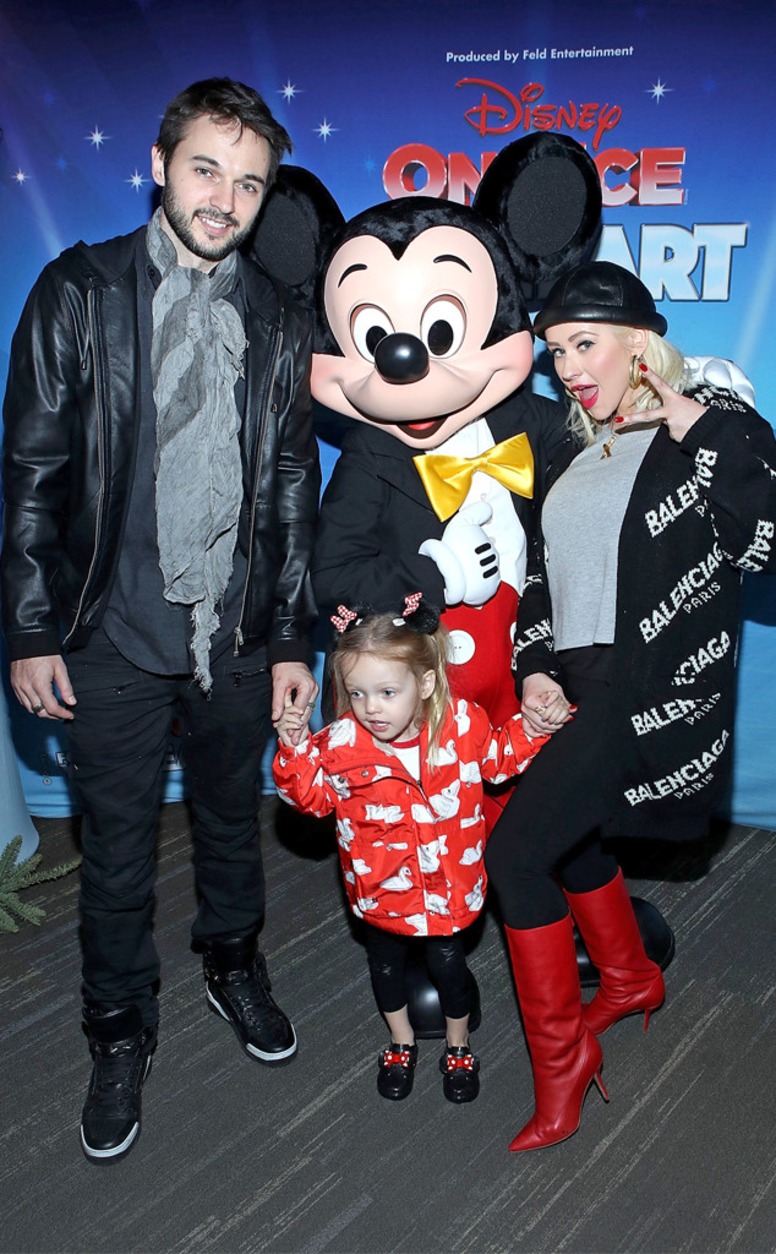 Christina Aguilera, Matthew Rutler, Summer Rutler, Disney on Ice