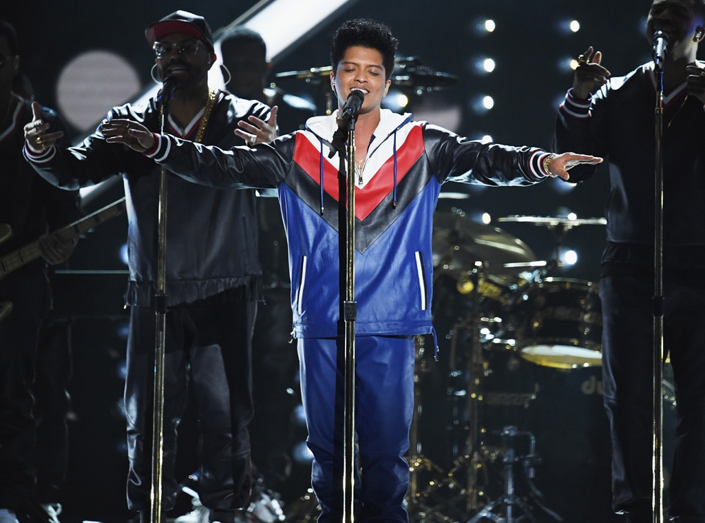 Bruno Mars, 2017 Grammys, Show, Performance